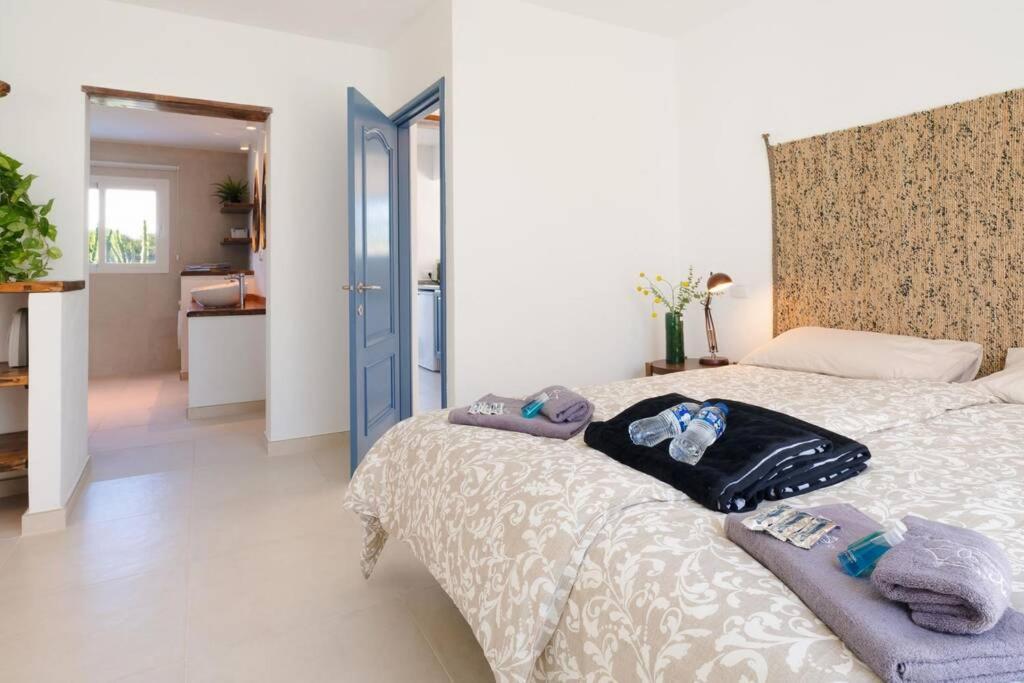 Luxurious Bungalow A2 In A Quiet Complex With Pool 100M From The Sea Charco del Palo Bagian luar foto